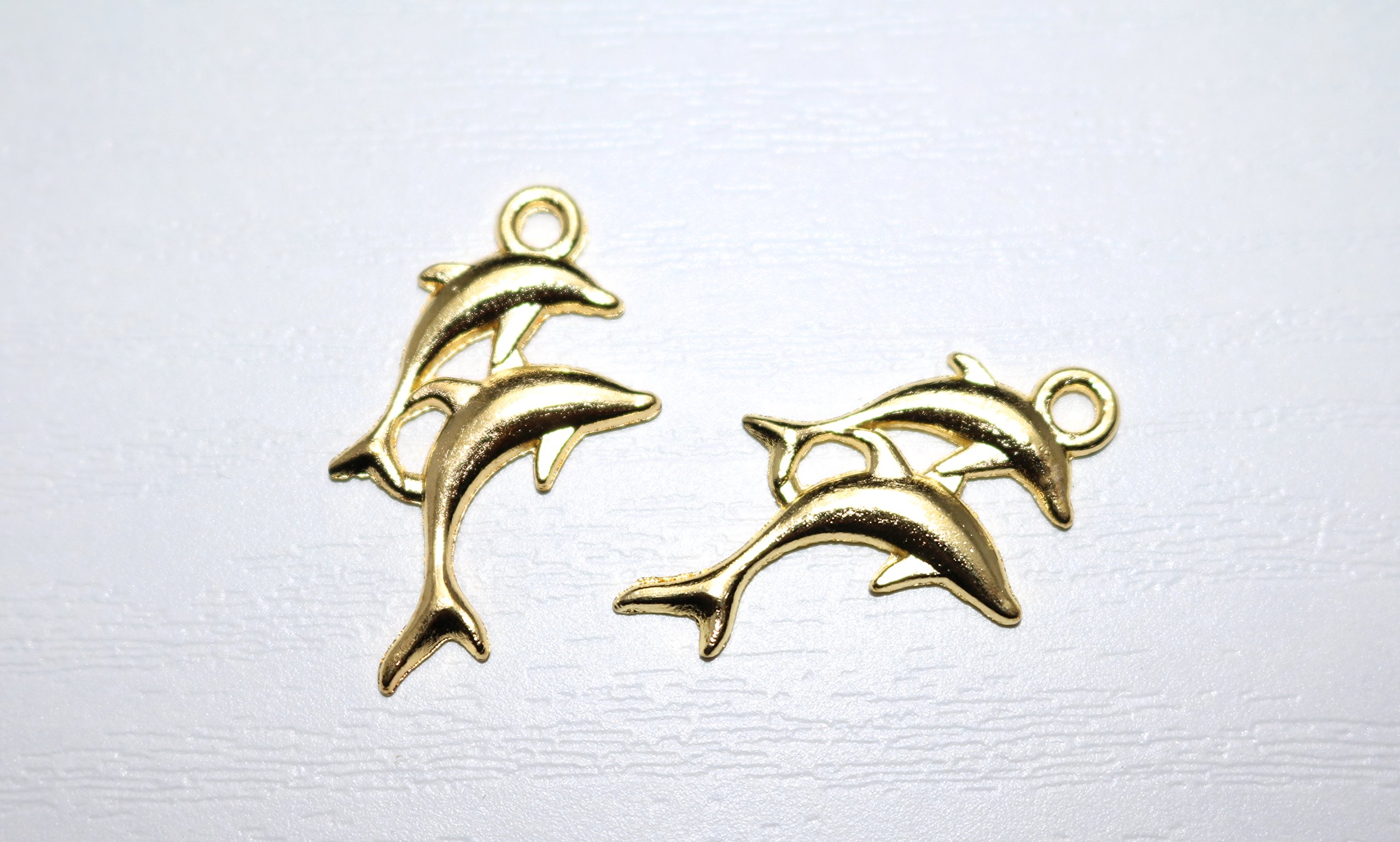 イルカ型ゴールドチャーム k18 750 イルカ型ゴールドチャーム k18 750