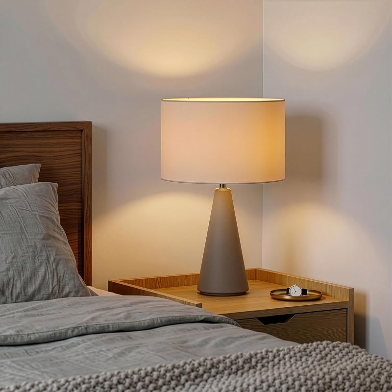 Nathaniel Lámpara de mesa LED - Lámpara de mesa moderna con forma de torre de cemento blanco para mesita de noche, escritorio - Luz blanca suave y acogedora para sala de estar, dormitorio