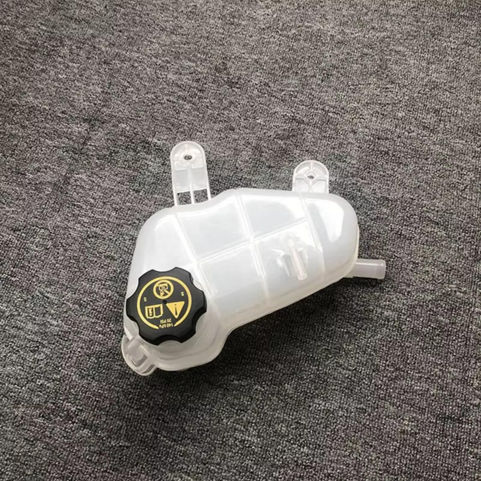 Réservoir Réfrigérant Moteur Compatible Avec Chevy Pour Sonic LT LS 1.8L 2012 2013 2014 2015 2016 2017 2018 Réservoir De Liquide De Refroidissement Avec Couvercle 95048411 42609220