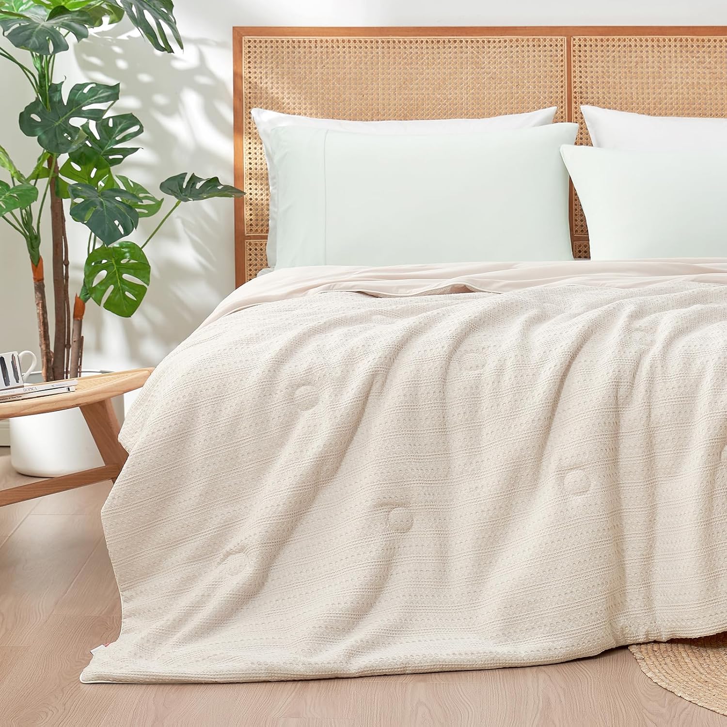 Amélie Home Waffle Cooling Comforter Queen Size, Q-Max 0.45 Reversible Lightweight Cooling Blanket for Hot Sleepers, Breathable Bedding for Night Sweats, 90"x90", Beige - Image 2