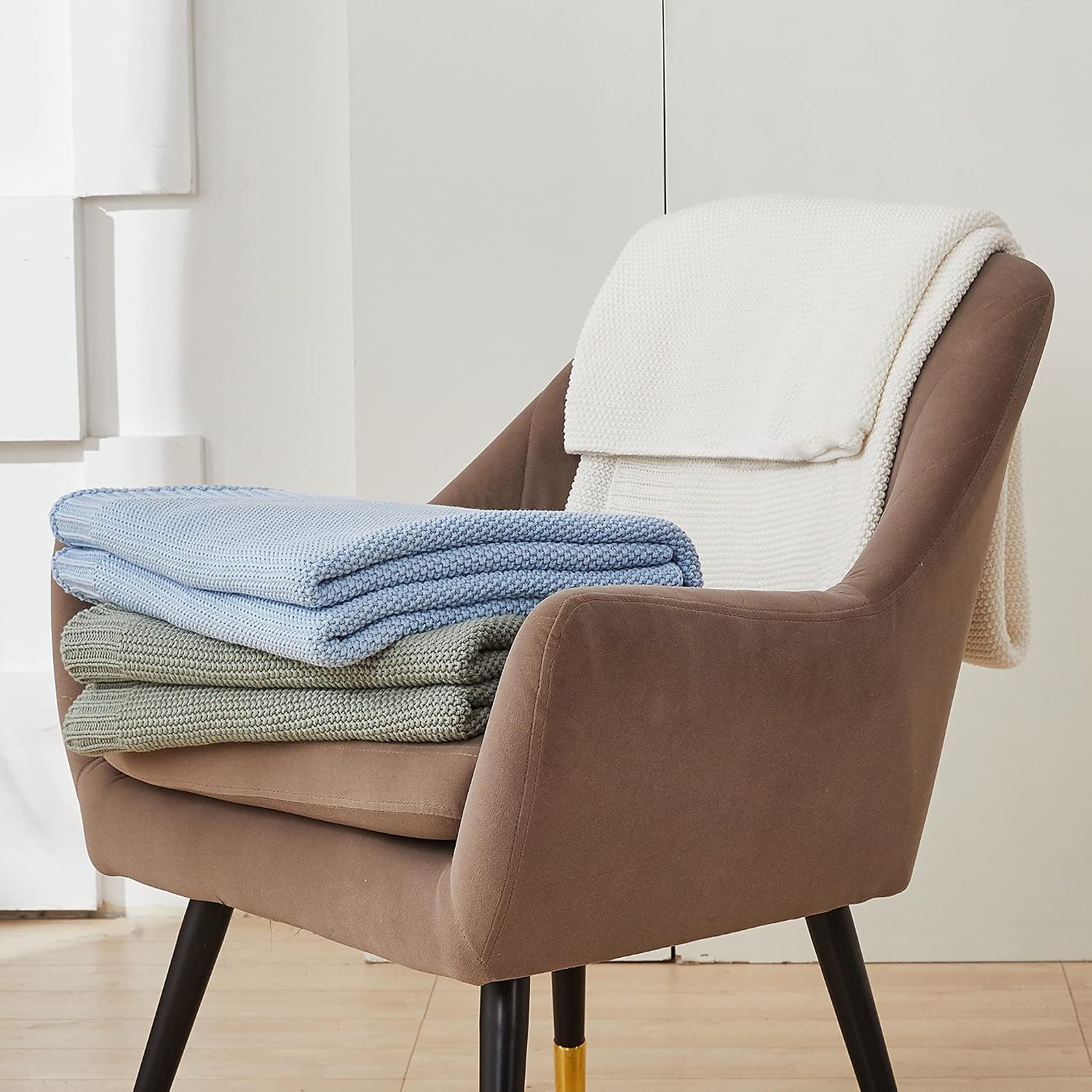 Longhui bedding 100% Cotton Light Blue Cable Knit Throw Blanket for Couch Sofa Bed Home Décor – Lightweight 50“ x 60”, Bonus Laundering Bag, Machine Washable
