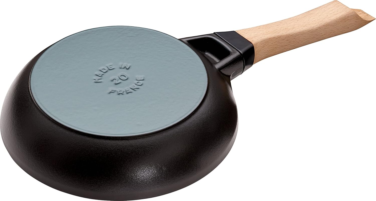 最終値下げ‼︎ ストウブ　Staub 鉄鍋　スキレット　ブルー　26 SALE!! ストウブStaub 鉄鍋スキレットブルー26