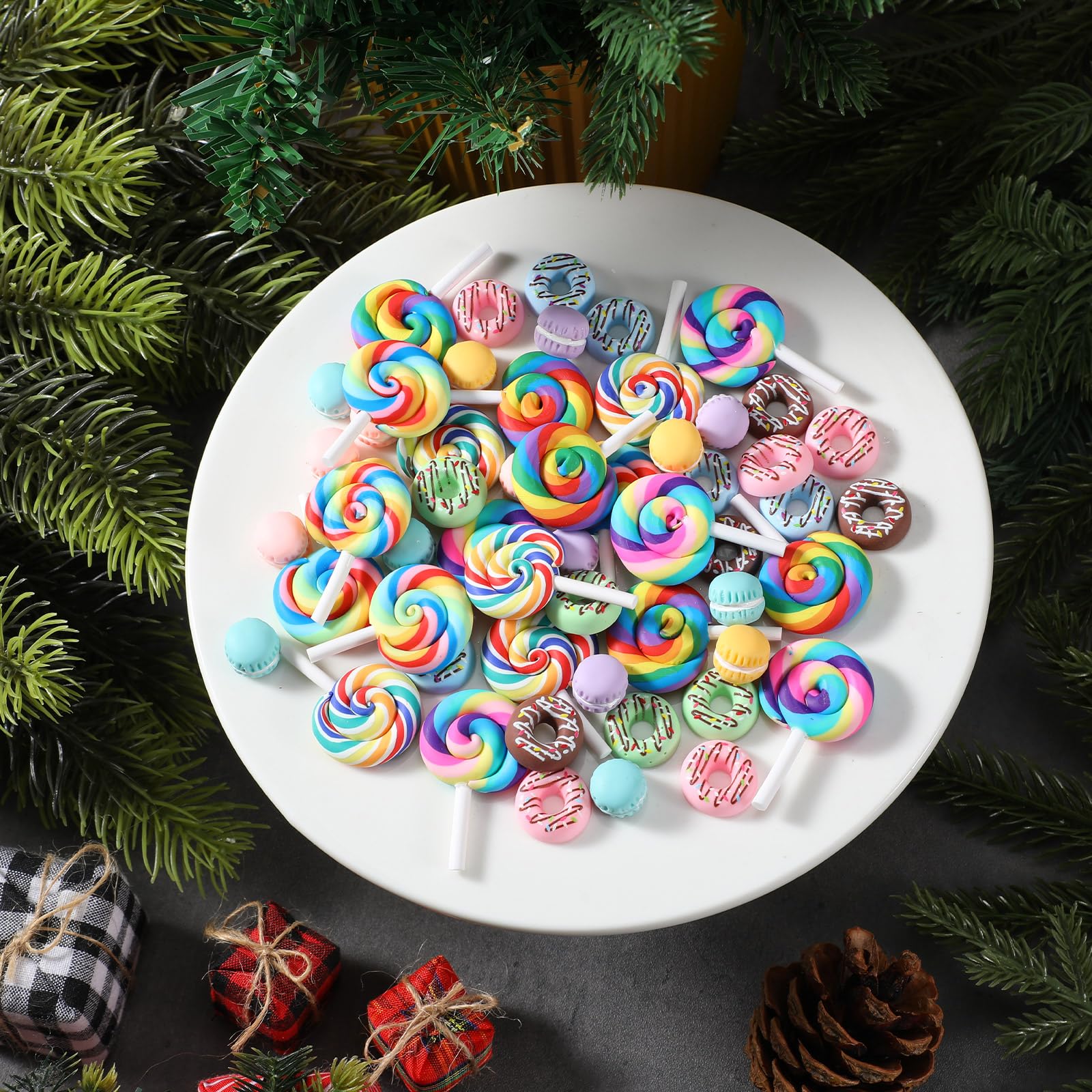 Amazon.com: VioraWhite 60 Pcs Mini Christmas Decoration Miniature