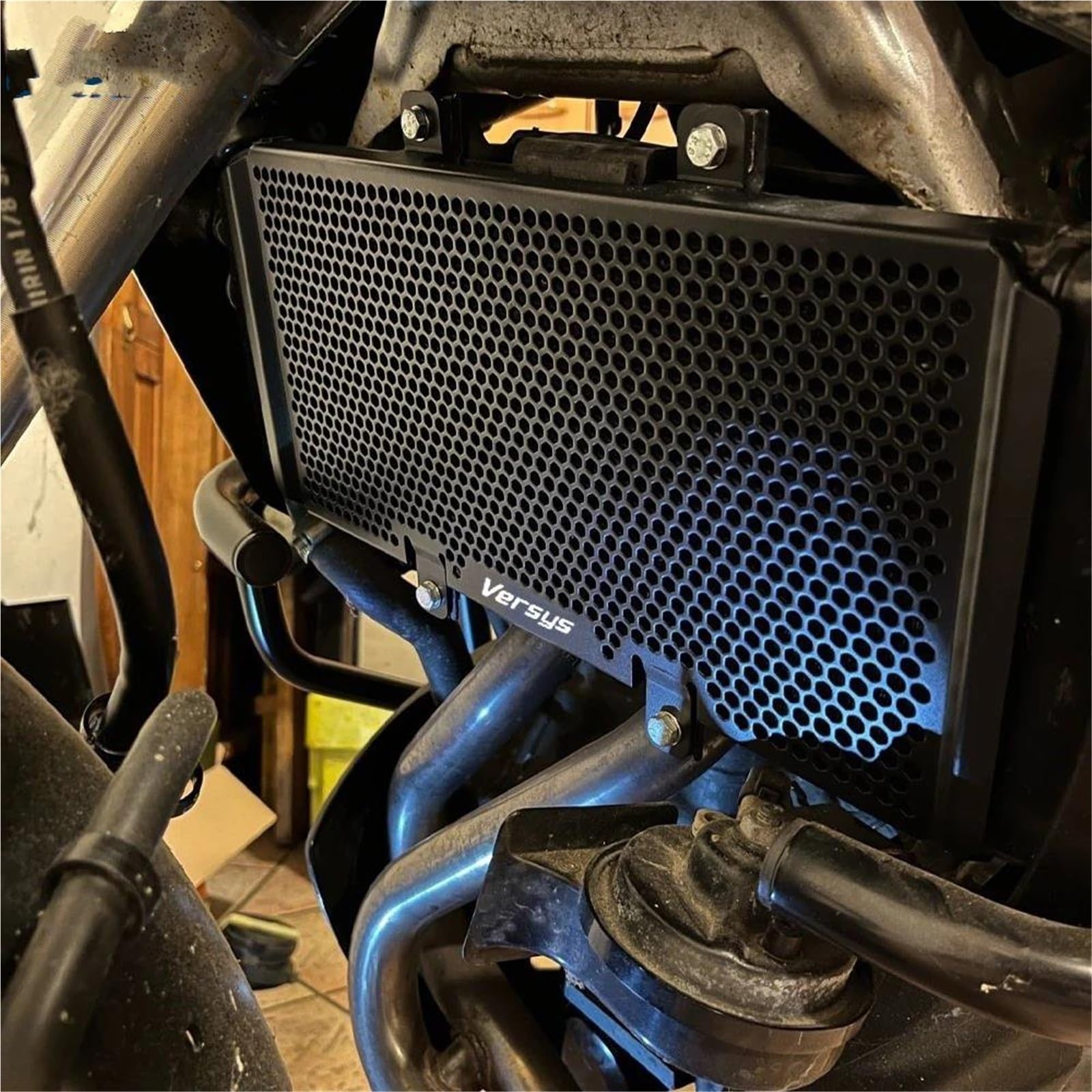 Grille De Protection Radiateur Pour Kawasaki ER6F/ER6N (2005-2016) – Aluminium Noir