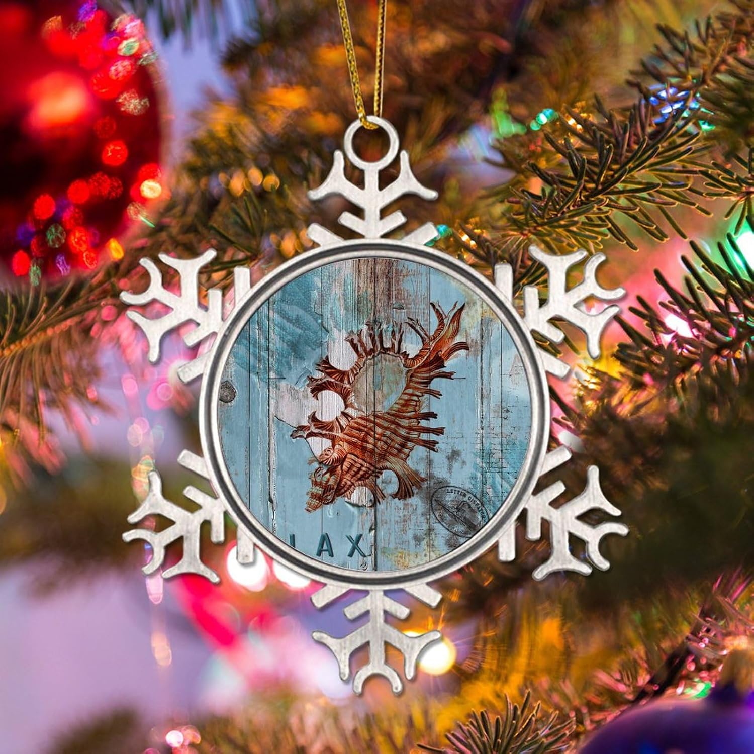 Vintage Blue Ocean Theme Conch Xmas Tree Ornaments Blue Wood Grain Sea Animal Seaside Xmas Hanging Ornament Nautical Summer Snowflake Metal Xmas Tree Hanging Pendant Keepsake
