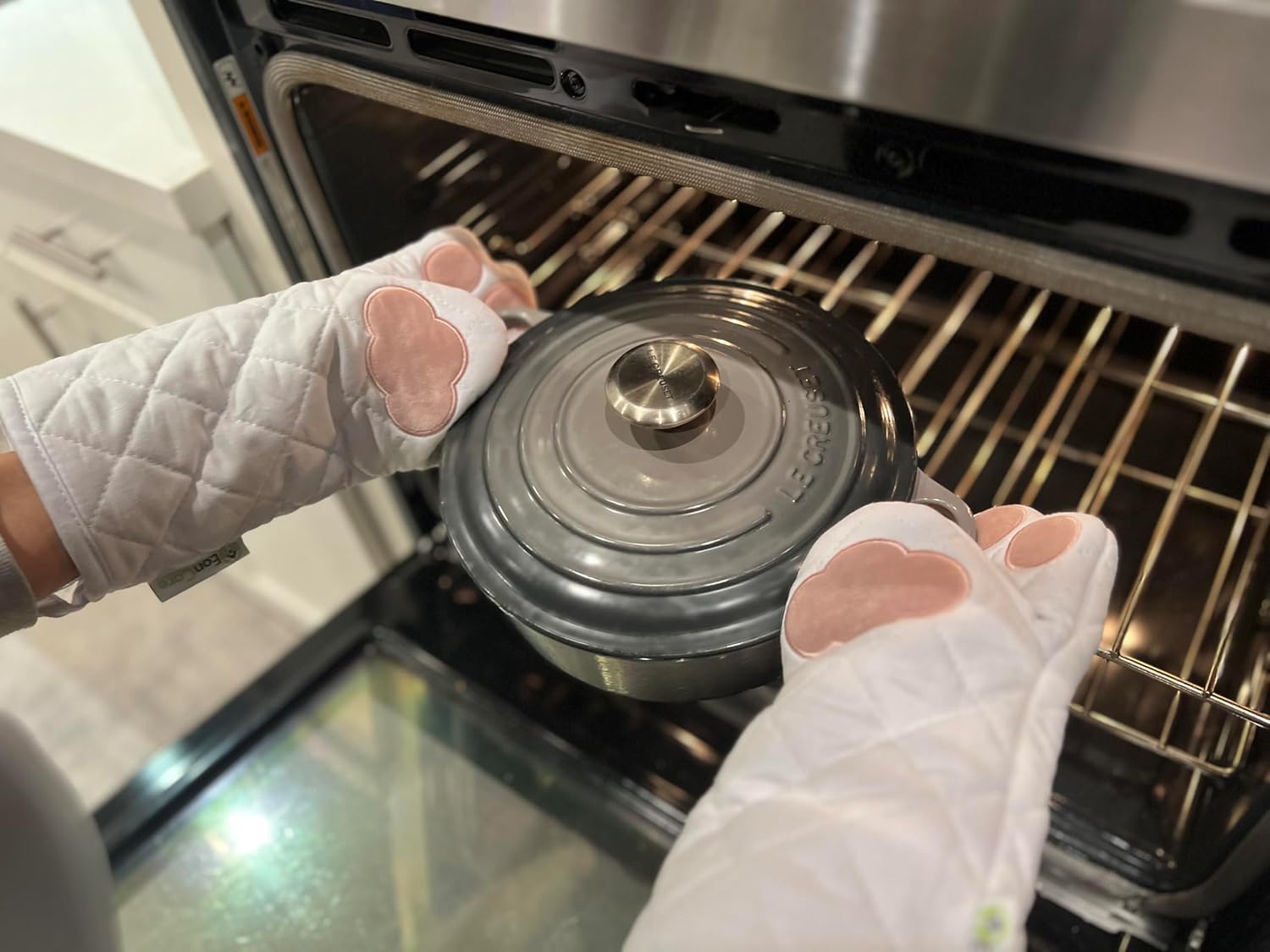 Cat Paw Oven Mitts, Thick, and Heat Resistant (White, Set of 2) - Image 3