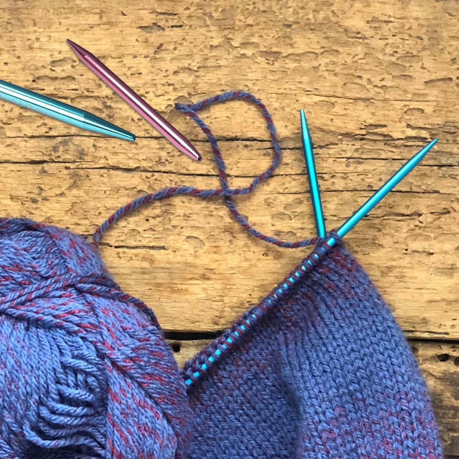 Hsyan Set di Ferri da Maglia Circolari, 13 Paia di Ferri Circolari Intercambiabili in Alluminio con Custodia e Accessori 3 – 10 mm per Appassionati Principianti o Professionisti, Colorful