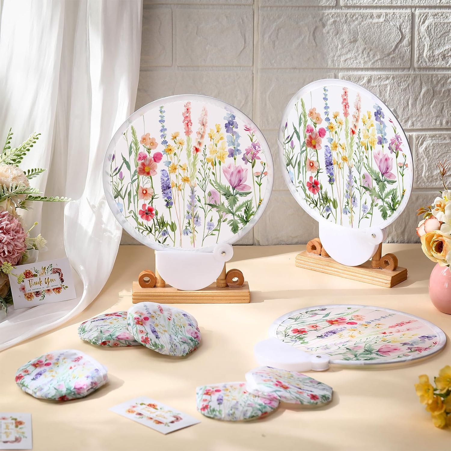 Roowest 20 Pcs Round Foldable Hand Fans Watercolor Wildflower Collapsible Folding Handheld Fans with Plastic Handles and Storage Bags for Women Summer Tea Party Wedding Bridal Shower Parties