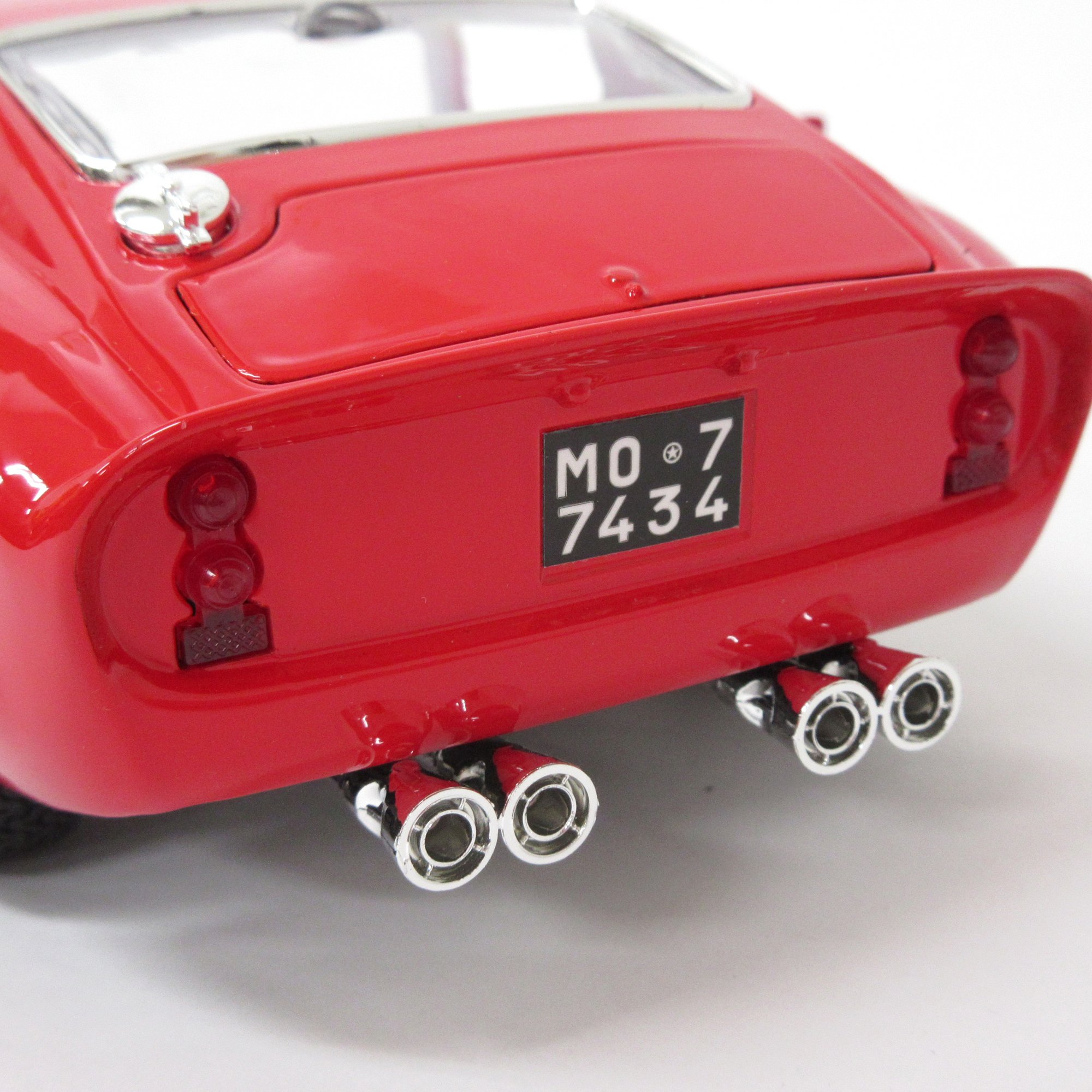 Amazon | ミニカー ブラーゴ フェラーリ 1:18 オリジナルシリーズ 250