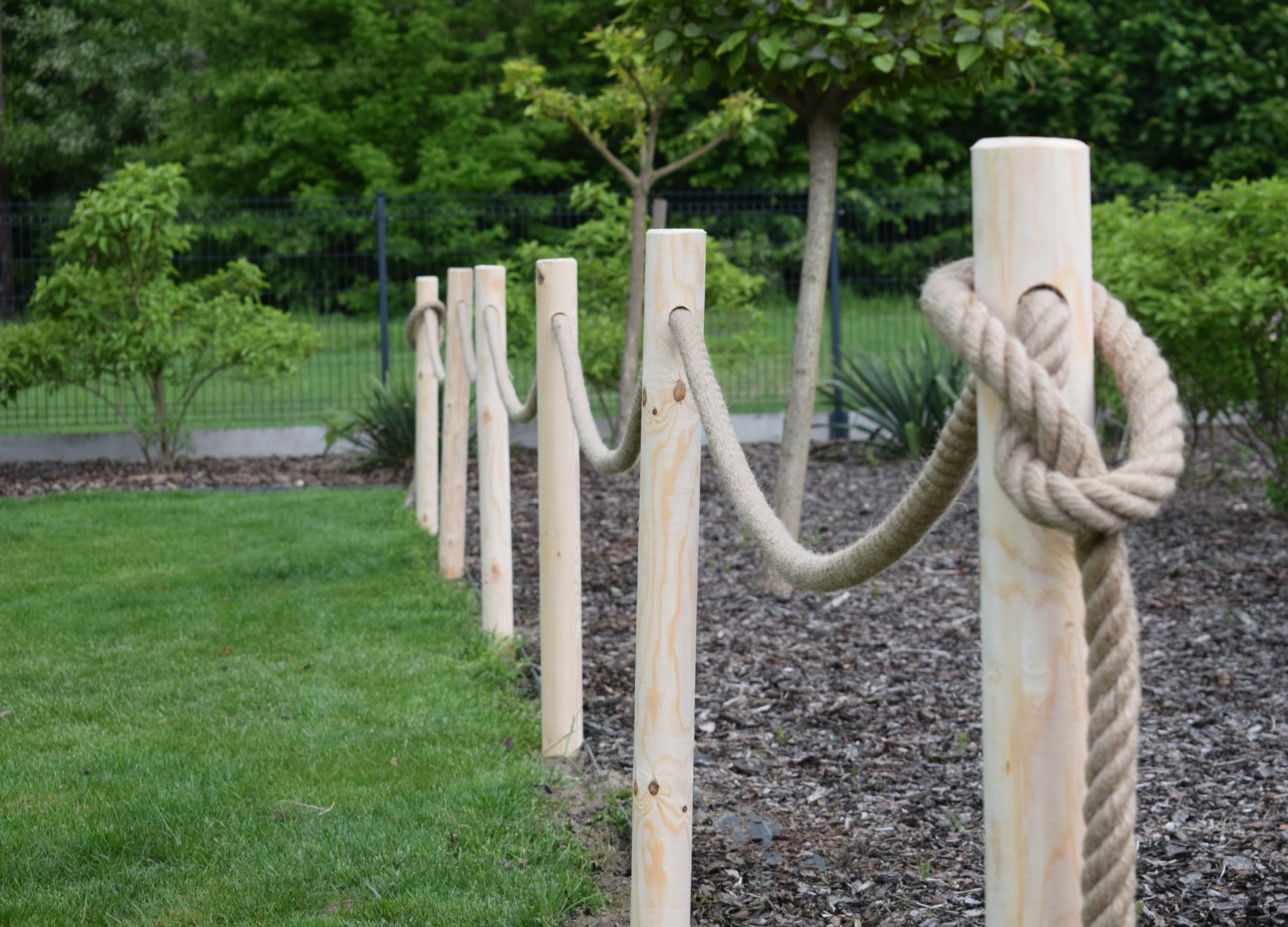 Recinzione In Legno 6 Pali Ø8x120 Cm Con Corda In Juta 12m Staccionata Da Giardino Pannelli Recinzione Legno Non Trattato