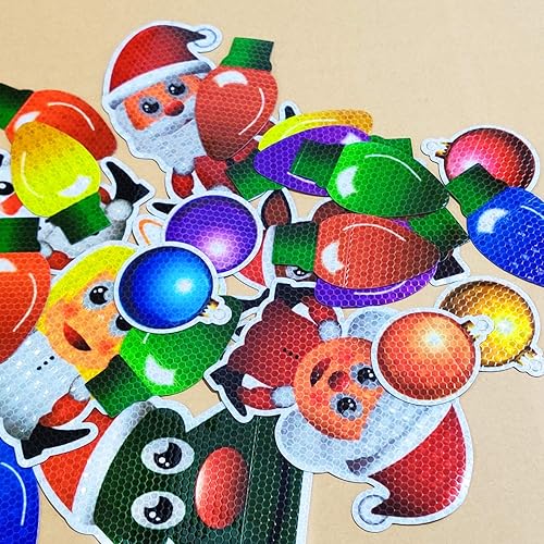 Miniatura 3 de Paquete de 42 calcomanías de imanes de Navidad para automóvil, accesorios reflectantes automotrices que incluyen bombilla, Papá Noel, reno, muñeco