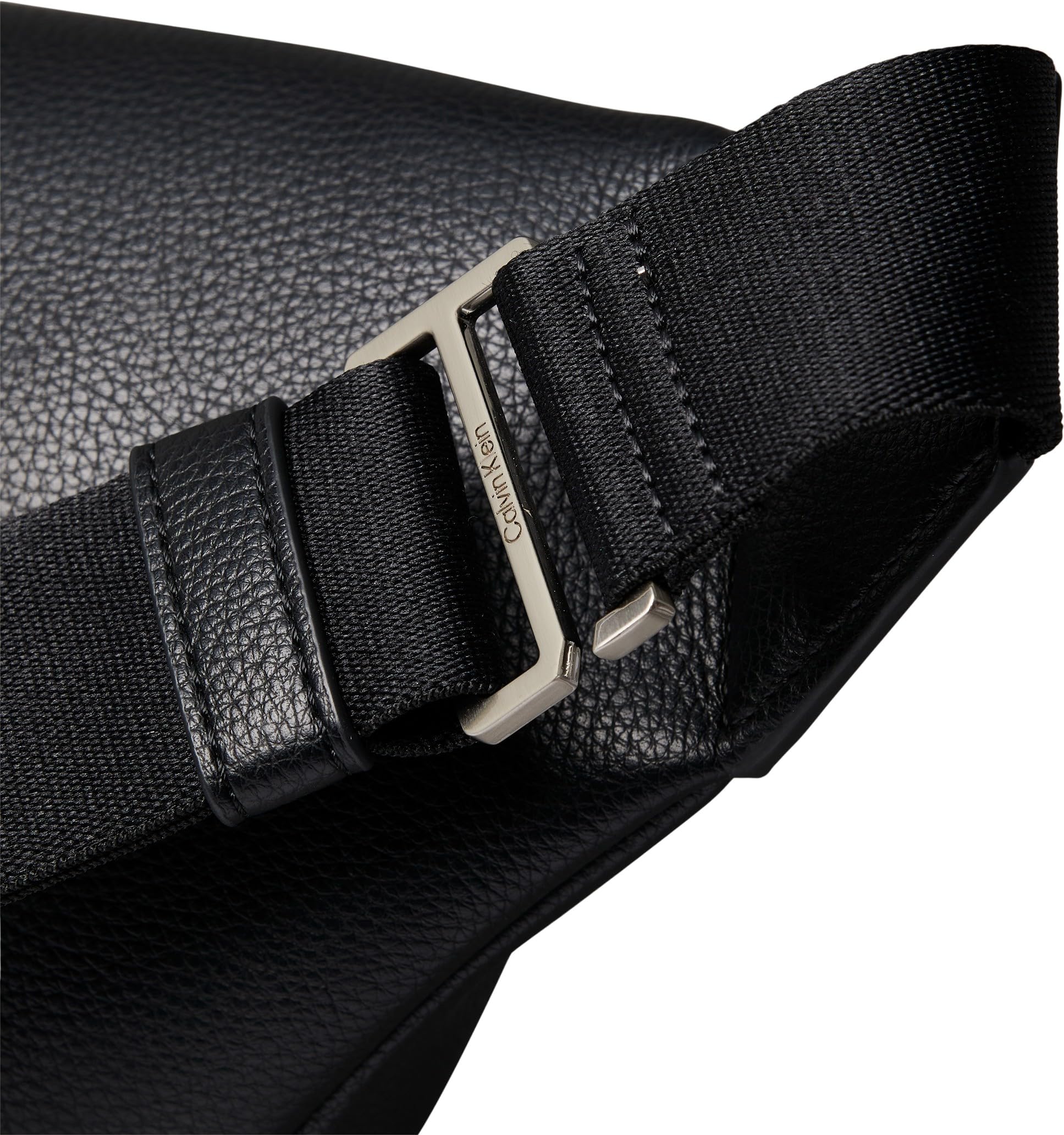 Calvin Klein Riñonera elevada LV04D3161G para Hombre, Color Negro (Negro), Talla única