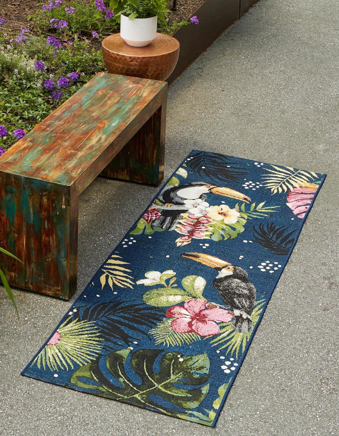Unique Loom Outdoor Botanical Collection Area Rug - Phipps (2' x 6' Runner, Multi/ Blue)