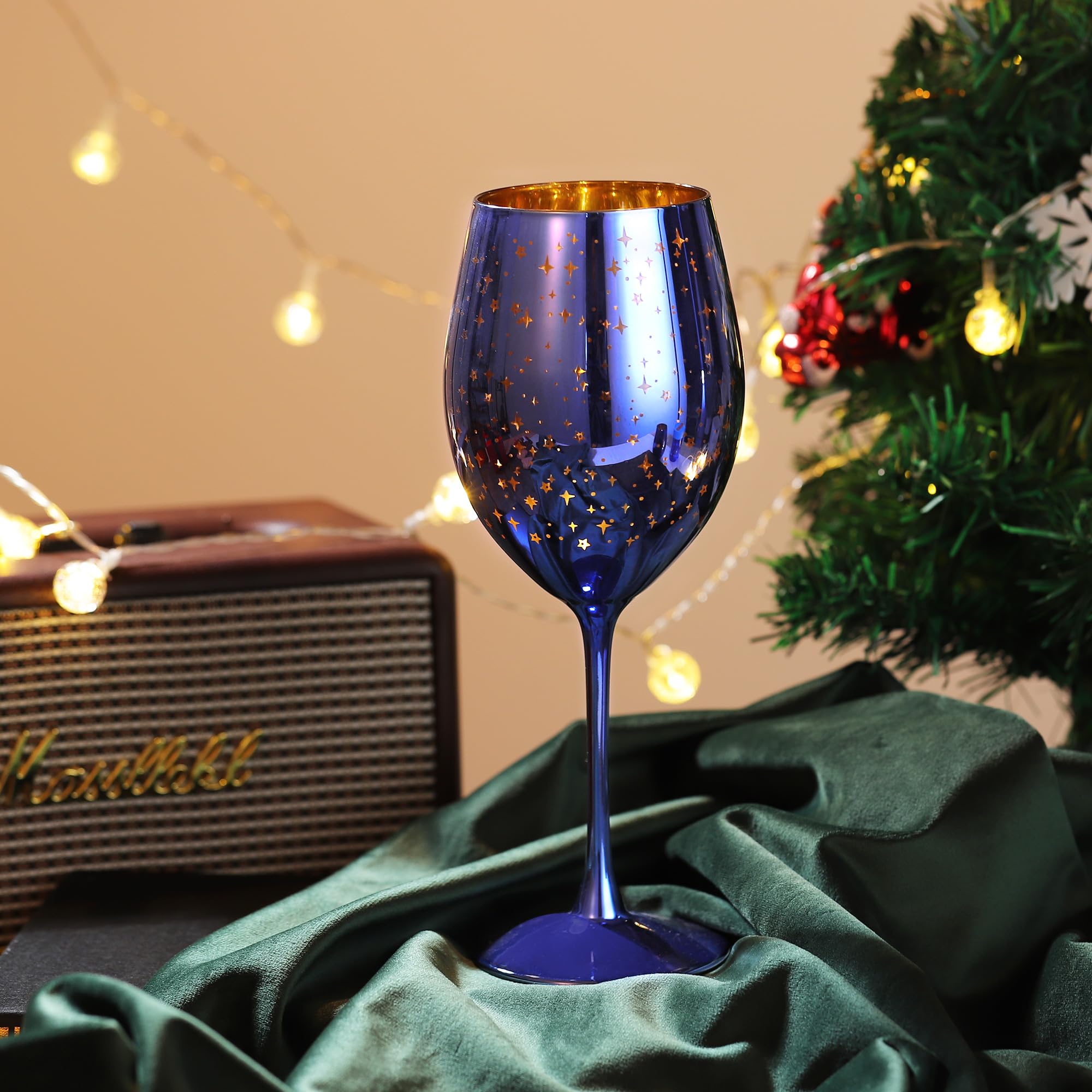 Joeyan 580ml Lot de 2 Verre a Vin Cristal Bleu de Noël Design étoiles Dorée