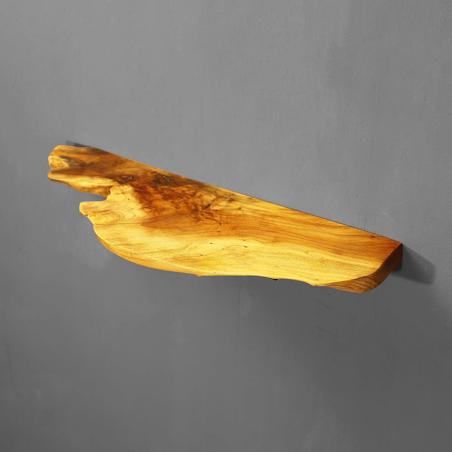 Amazon｜[PJ Collection] Live Edge Fir Wood Wall Shelf, Floating Shelves