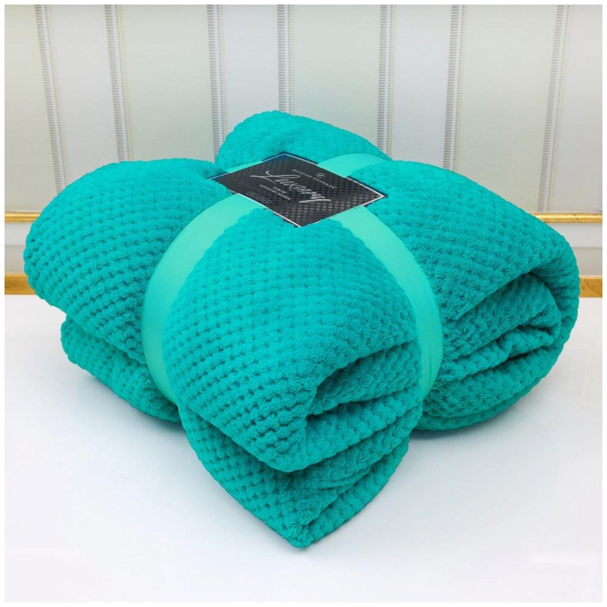 VELVETIO Luxury Waffle Fleece Popcorn Throw, Extra Large Thermal Warm Honeycomb Blanket, Soft & Cosy 100% Polyester Snuggle Sofa Bed Throws, 150 x 200cm, Teal