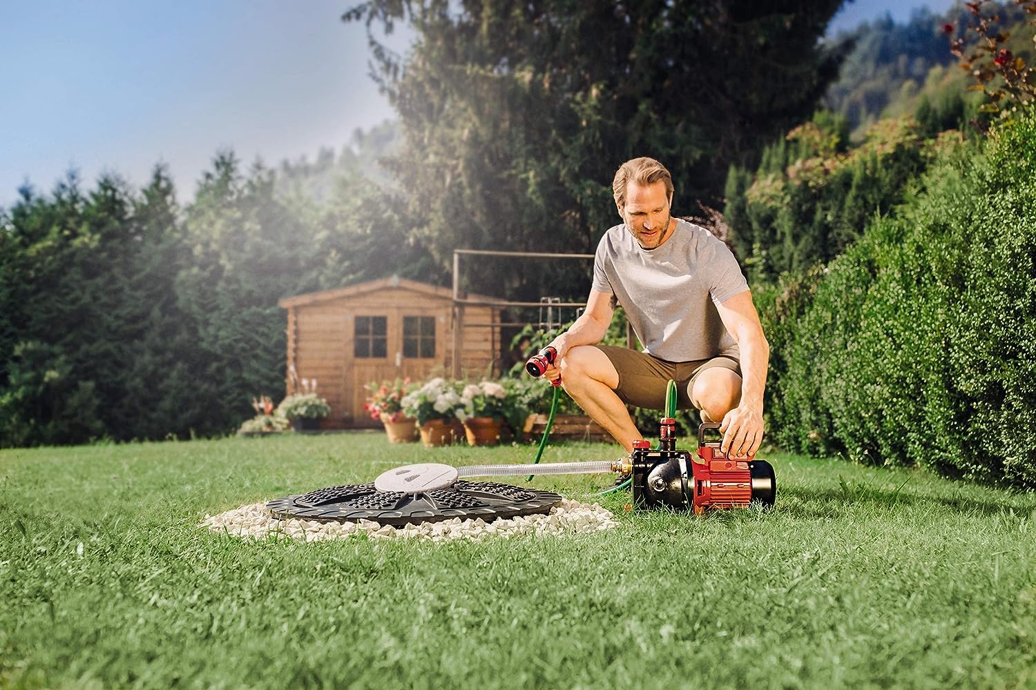 Einhell Gartenpumpe GC-GP 6040 ECO (600 W, max. 3.6 bar, 4000 L/h Fördermenge, Wasserfüllanzeige, klappbarer Handgriff, Wassereinfüllöffnung /-ablassschraube, Frostschutz, Thermoschutz)