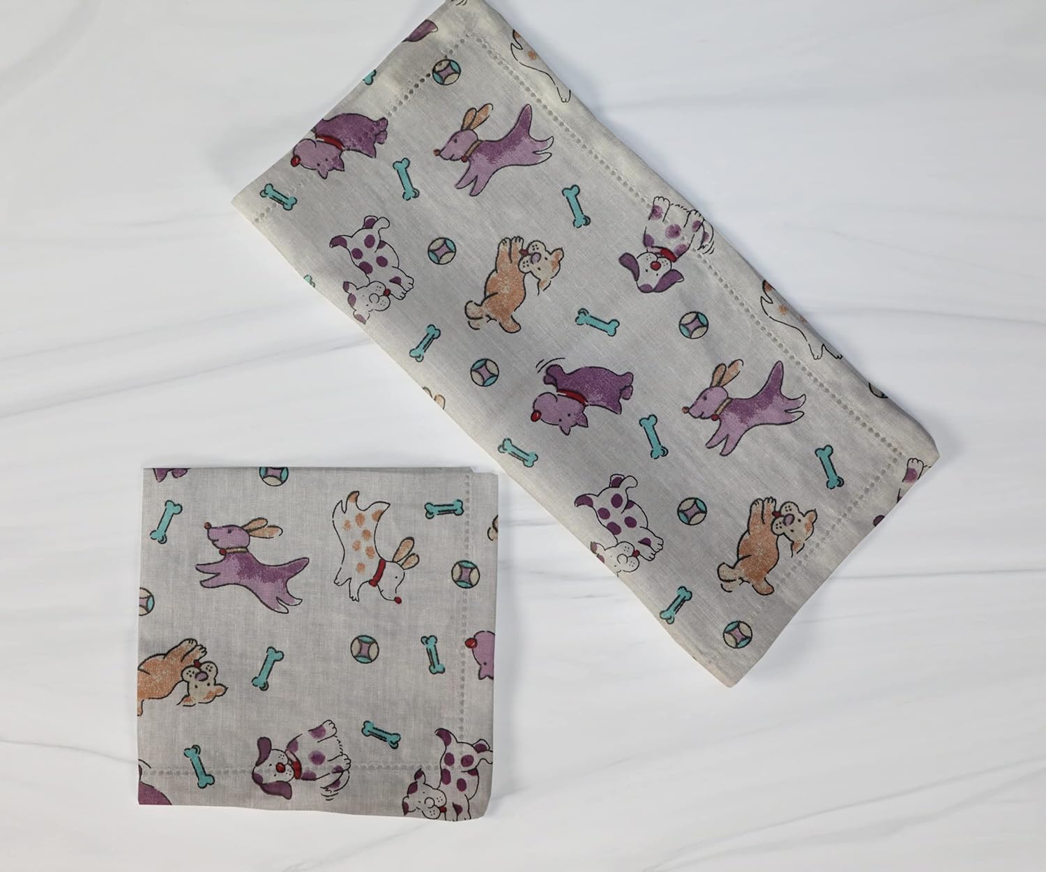 Zen Creative Designs Cotton Napkins 18"x18" Set of 12 Animal Puppies Print Hemmed Dinner Napkins Tableware Restaurant Home Dining Party Event Decor (Puppies Purple on White)