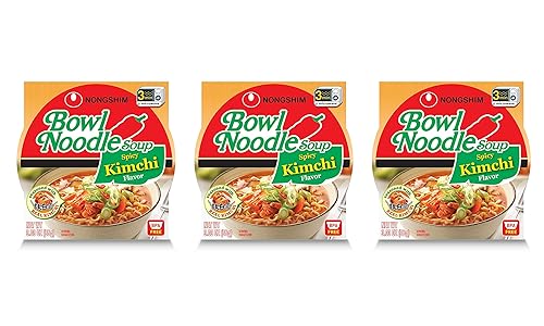Nongshim Spicy Kimchi Bowl - Sopa instantánea de fideos (paquete de 3, total de 9.09 onzas)