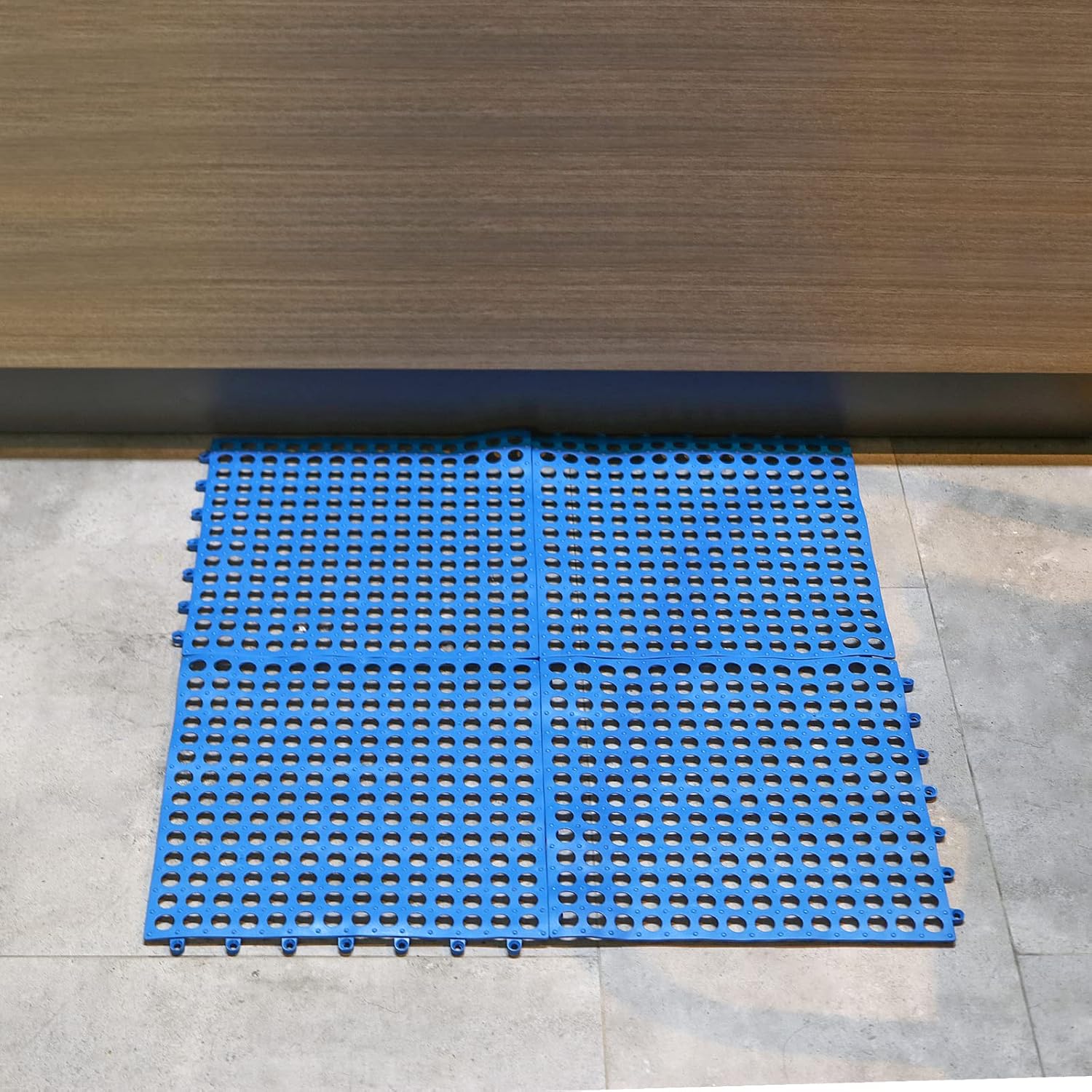 HOZEON 15 PCS 12 x 12 Inch Interlocking Drainage Floor Tiles, Modular Interlocking Cushion, Non-Slip Floor Tile Mats for Pool Shower Sauna Bath Deck Patio Garage Wet Area, Blue