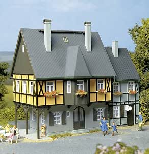 Maison D'Angle Auhagen 12255 - Modélisme Ferroviaire Échelle HO, Irish Pub 105x95x105mm