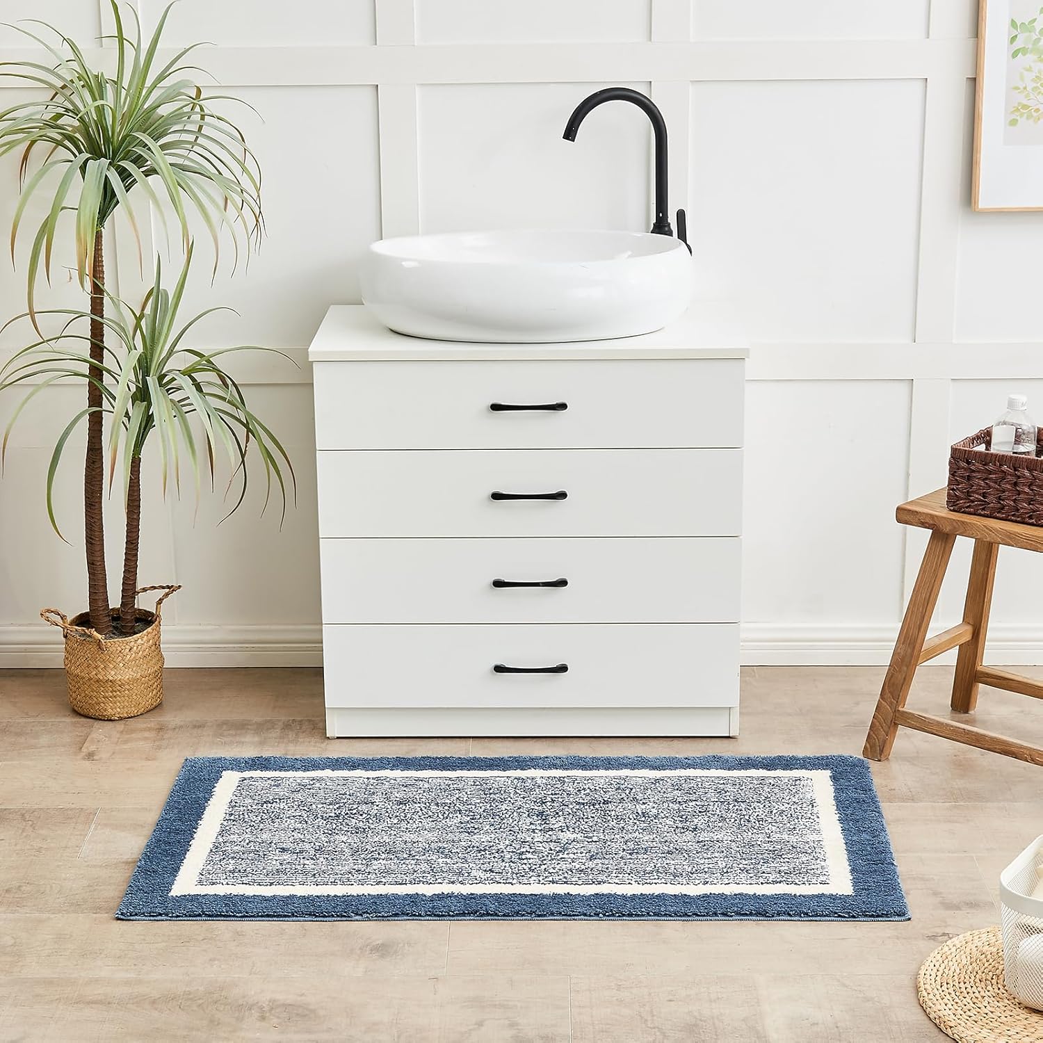 CozeCube Bath mats for Bathroom Non Slip, Fluffy Absorbent Microfiber Bath mat Washable, Aesthetic Bathroom Rugs, Small Navy Blue Bath mat, Navy Blue, 24" x 16" - Image 5