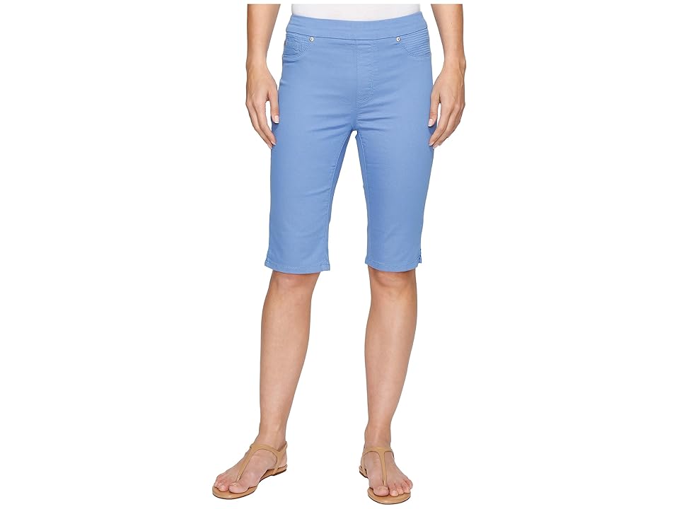 

Tribal Pull-On 13 Bermuda Dream Short in Soft Touch Denim (Blue Bud) Women's Shorts