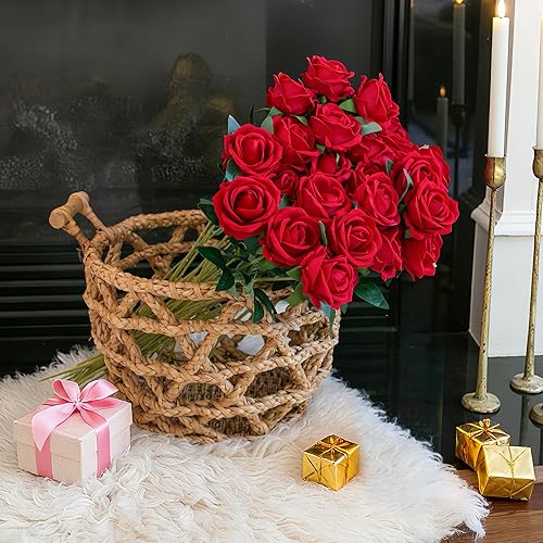 Miniatura 8 de HyeFlora - 50 unidades de rosas artificiales rojas con tallos, rosas de seda realistas para ramos de boda, centros de mesa, arreglos, fiestas, Baby