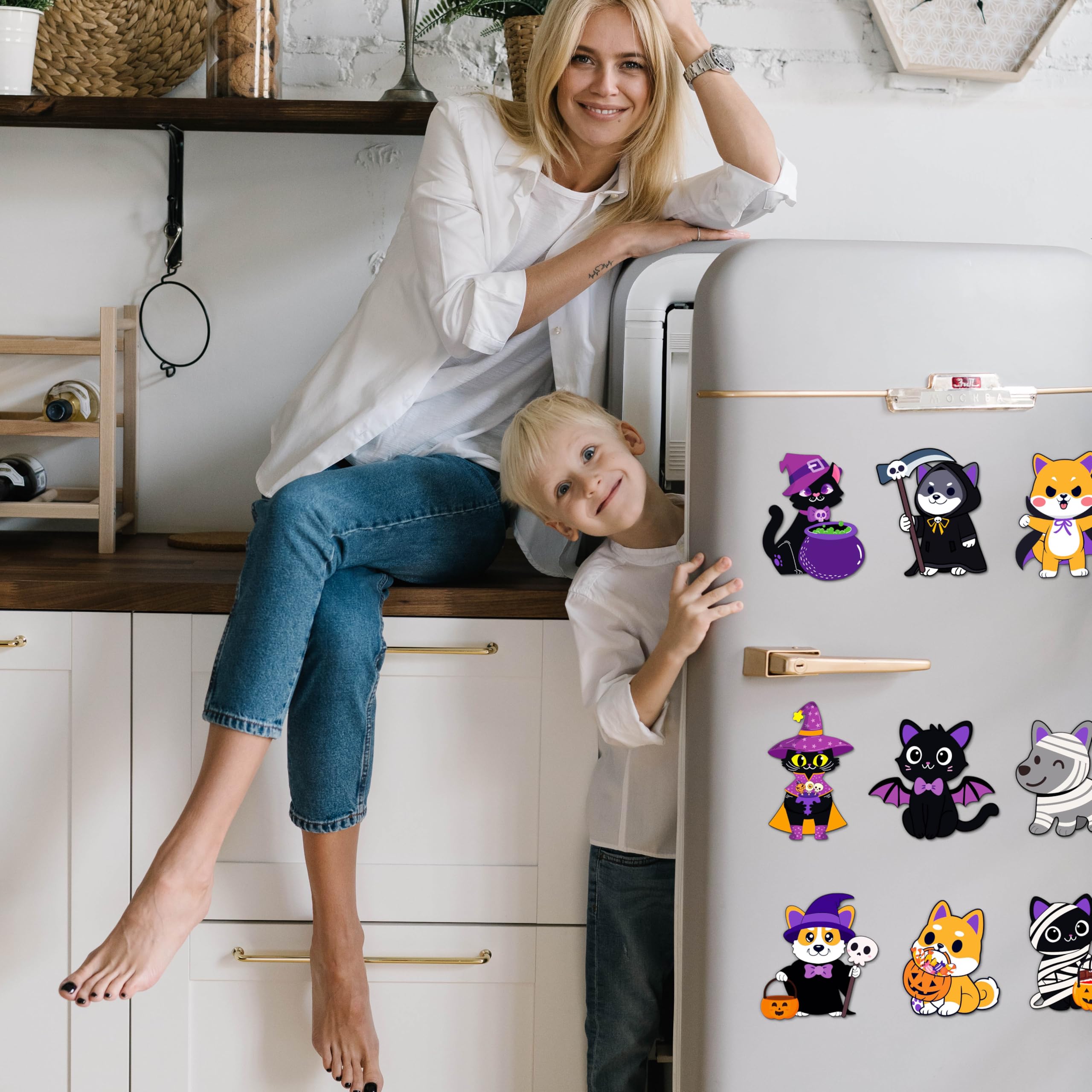 Lot de 36 autocollants d'Halloween pour enfants : kit d'aimants à faire soi-même, créez votre propre ensemble d'autocollants d'art et d'artisanat, activités d'automne pour la maternelle et la salle de
