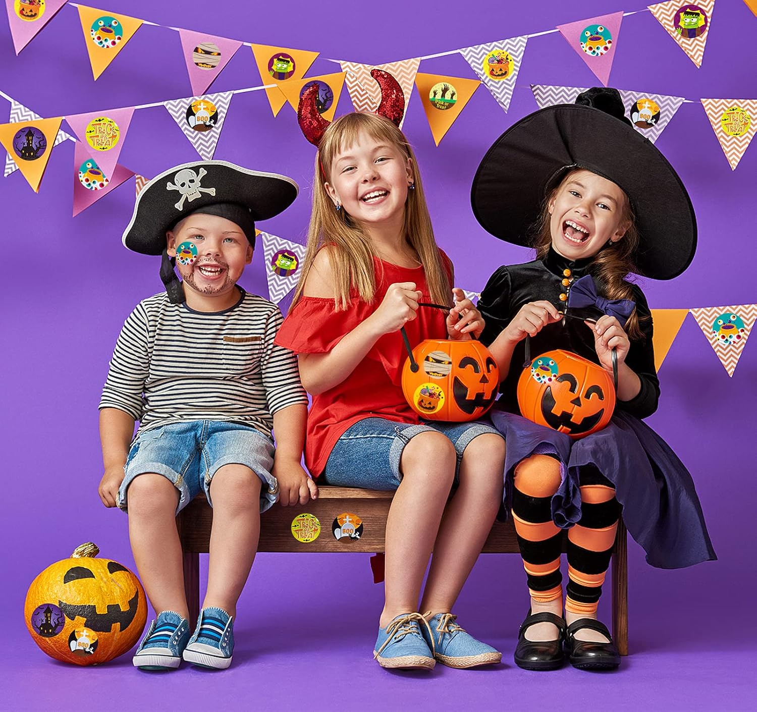 Halloween Stickers for Kids, 500pcs Cartoon Ghost Pumpkin Stickers for Halloween Decorations Party Favors Trick or Treat Crafts Game Prizes Creative Scrapbooks : Toys & Games