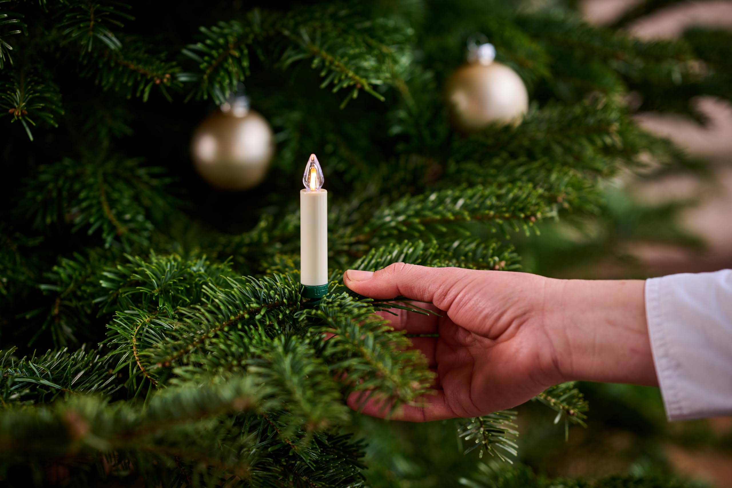 KRINNER Lumix LED kabellose Weihnachtsbaum Christbaumkerzen SuperLight Flame 12er Basis-Set , Kunststoff, Warmweiß inkl. Fernbedienung Timer Elfenbein 9cm 77122 ,