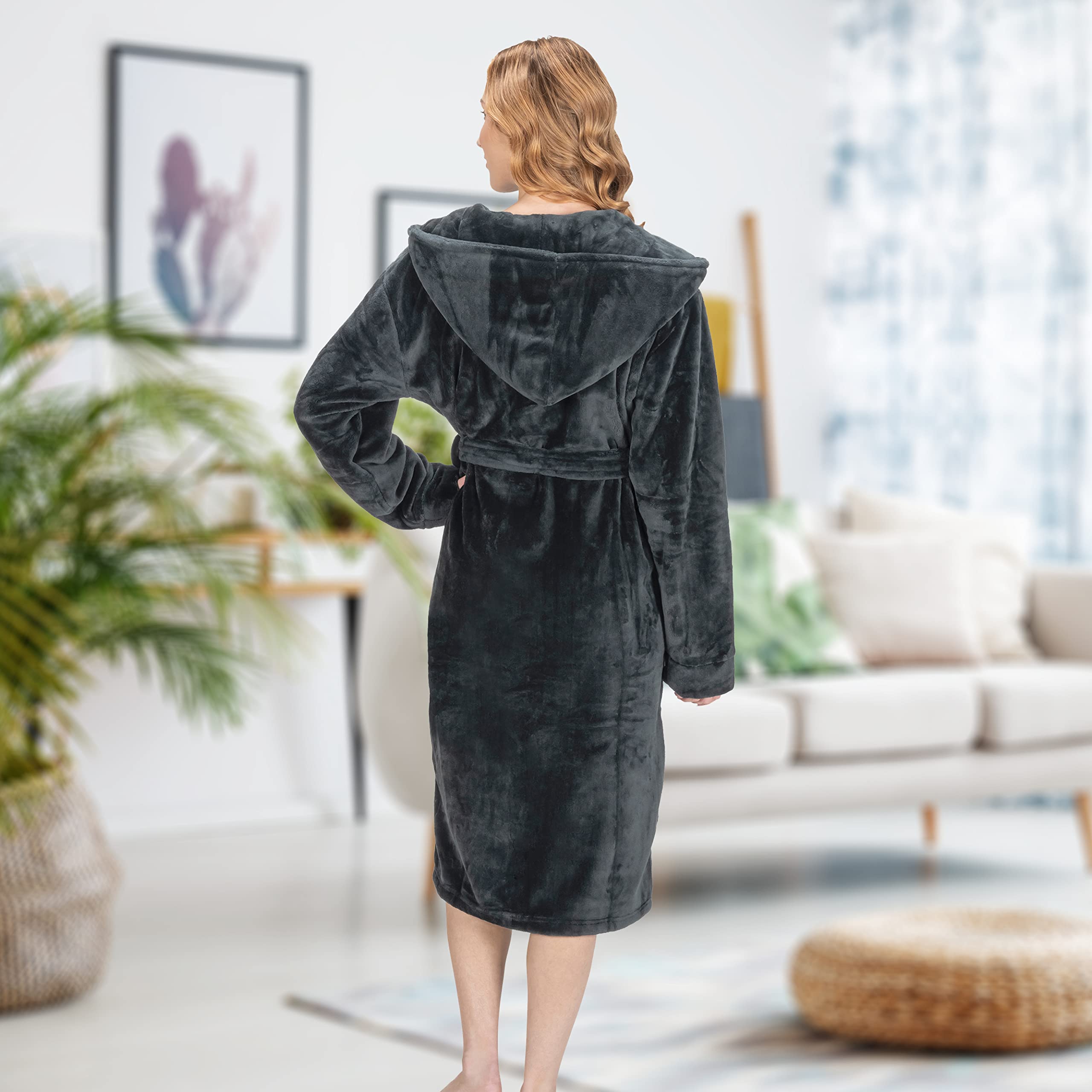 MONHOUSE Womens Dressing Gown - Premium Super Soft & Cosy Long Bathrobe - Ladies Thick Flannel Luxury Housecoat - Warm Fluffy Shearling Spa Robe for Her - Sherpa Bathrobe - Black UK 16-18