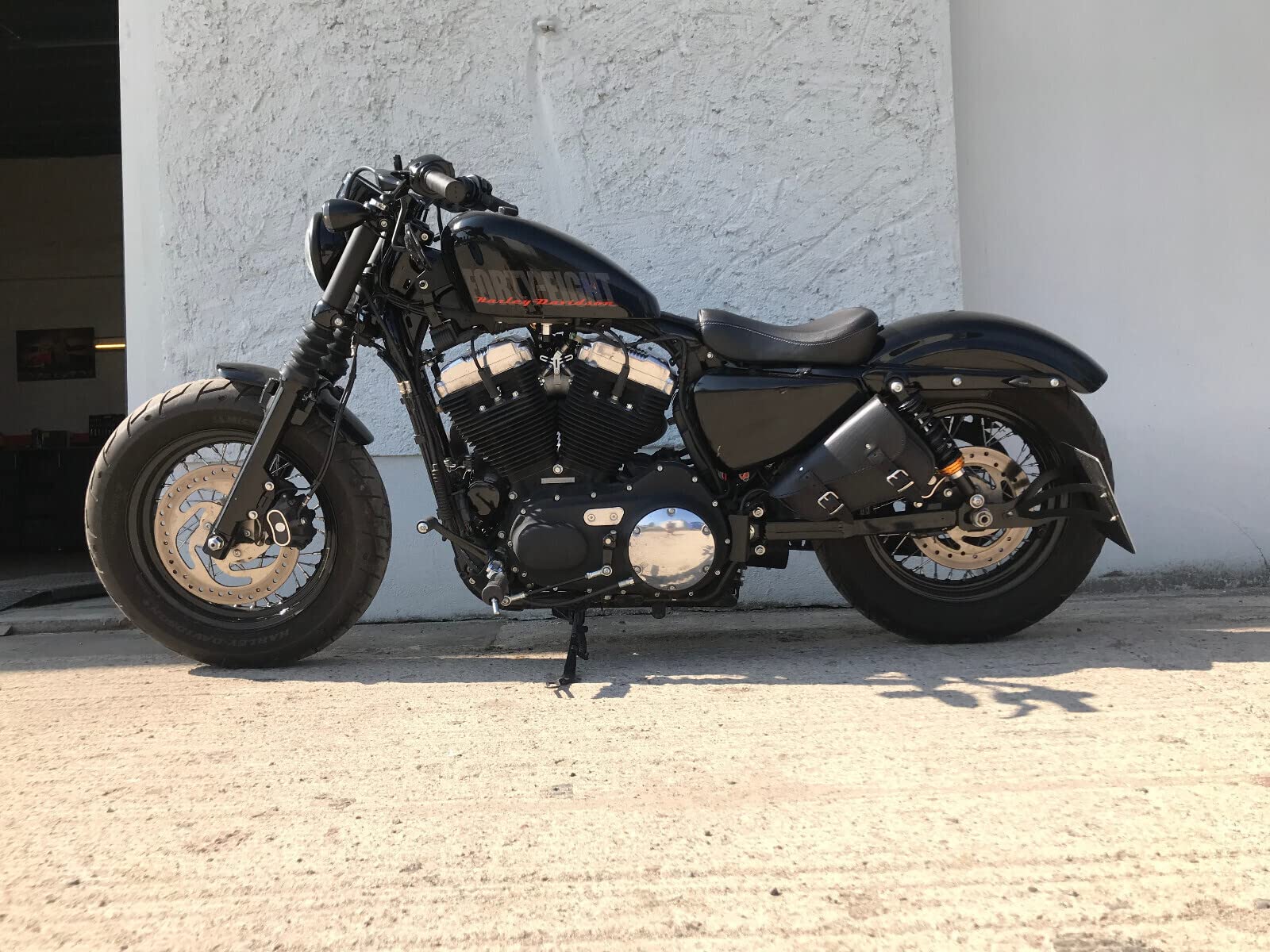 Seitentasche Medusa Skull Links kompatibel mit Harley Davidson Sportster Forty-Eight Super Low Roadster XL Custom Biker Ledertasche Koffer Chopper