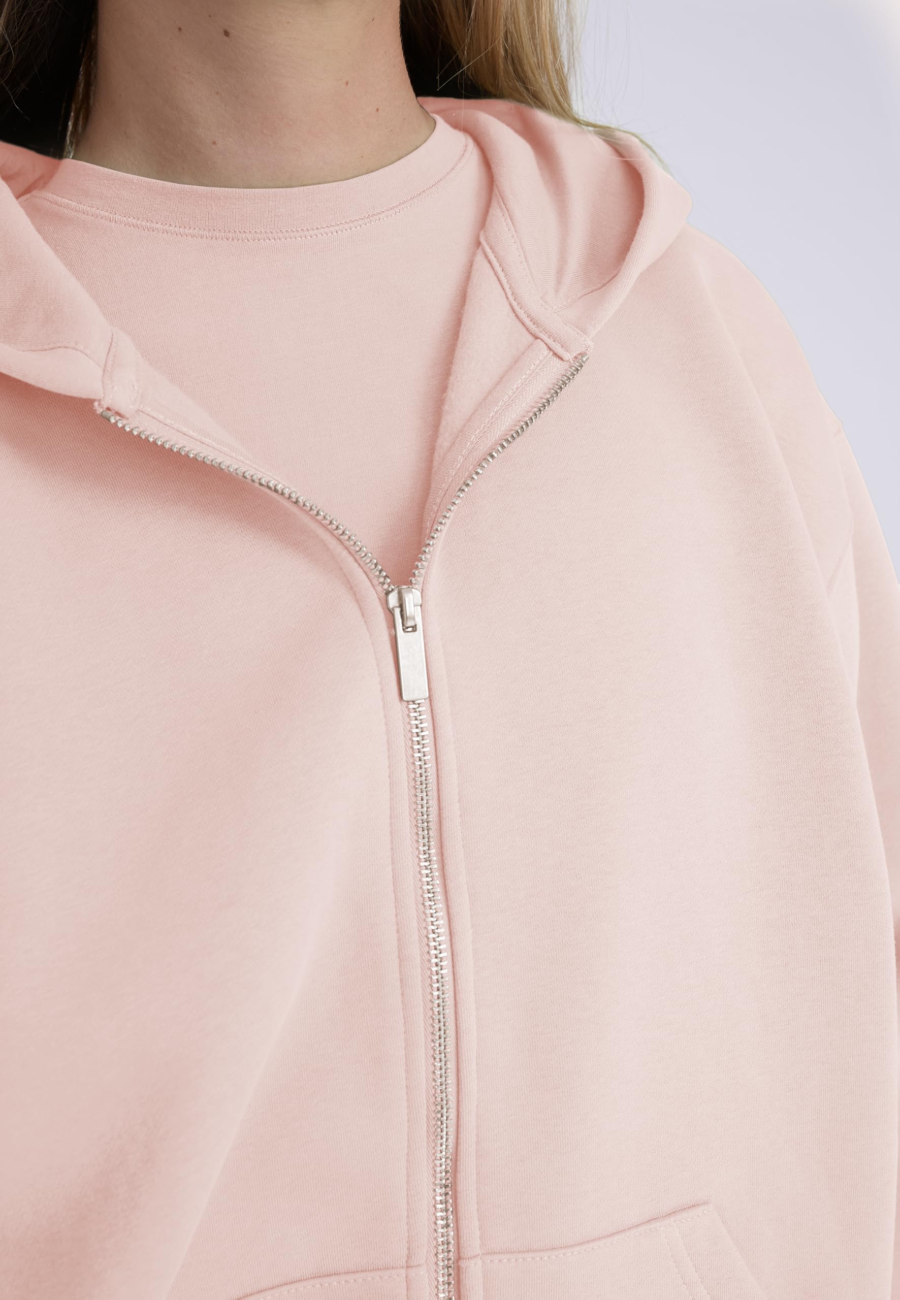 Style & Republic Sweat à capuche court zippé pour femme en polaire de coton – Coupe surdimensionnée, détails RIPP, confortable, de qualité supérieure et élégant avec fermeture éclair