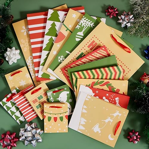 Miniatura 6 de JOYIN 18 bolsas de Navidad de varios tamaños de papel kraft para dulces (pequeñas de 5.5 pulgadas, medianas 9 pulgadas grandes 13 pulgadas) para