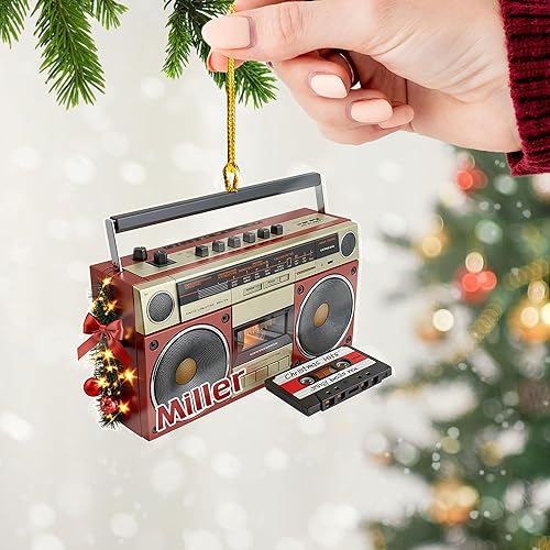 Adorno de Navidad retro Boombox personalizado, plano 2D con nombre personalizado, reproductor de cassette de radio, decoración de árbol, único para