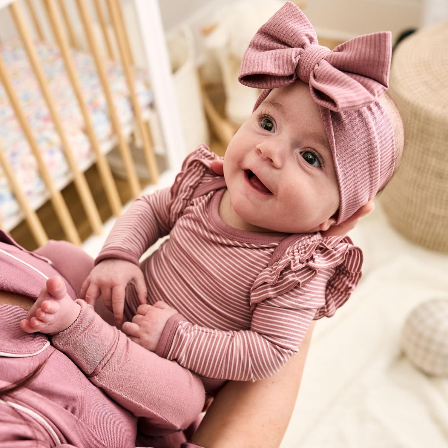 Little Sleepies Flutter Bodysuit, Viscose from Bamboo Long Sleeve Bodysuit for Baby Girl, Outfit Baby Clothes