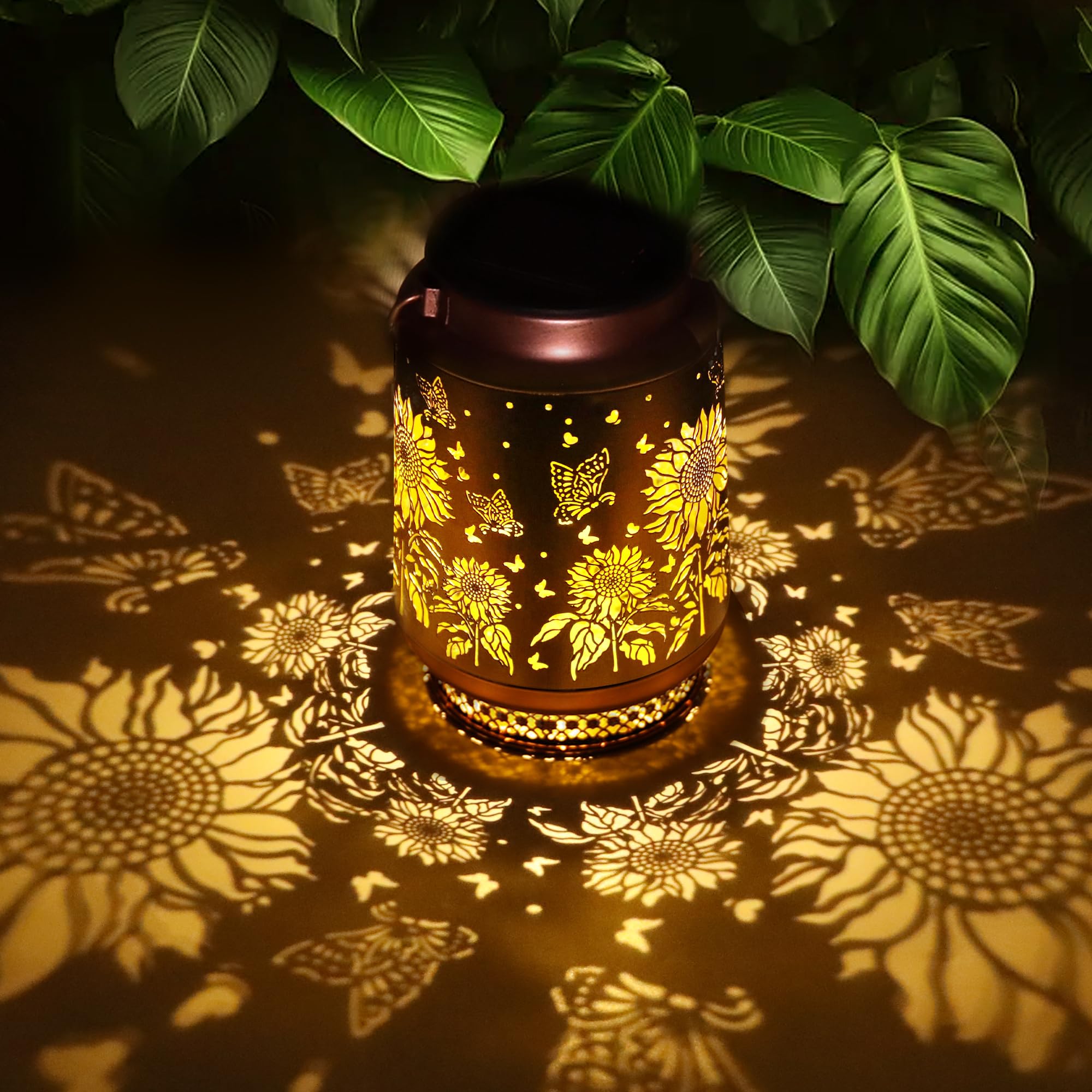 Mothers Day & Birthday Gifts for Mum Women, Sunflower Solar Lanterns Garden Ornaments Outdoor, Sunflower Gifts Presents for Mum Grandma Her, Metal Hanging Garden Lights for Patio Lawn Yard