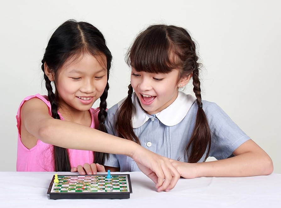 lsiゲーム　バックギャモン オセロ Amazon.co.jp: マグネット旅行用ボードゲームセット オセロ 中国