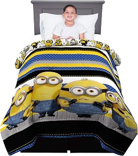 Franco Kids Bedding Super Soft Microfiber Reversible Comforter, Twin/Full, Minions The Rise Of Gru