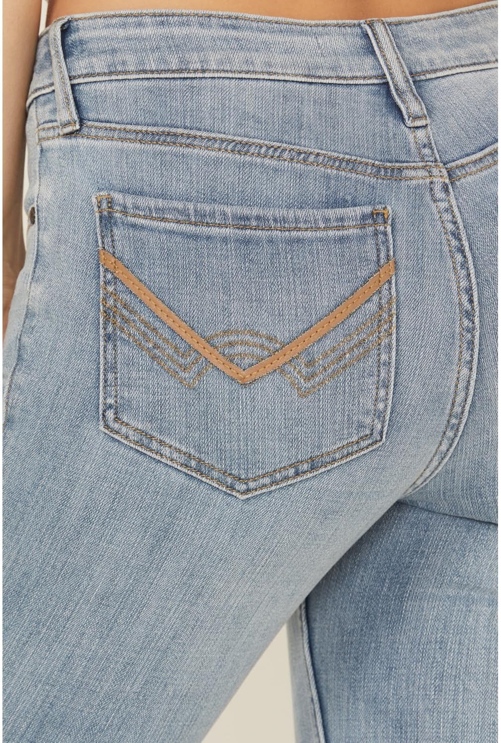 Idyllwind Women's Rebel Mid Rise Bootcut Super Stretch Denim Jeans - IWFA24J15-LTW 2W x 34L Light Wash