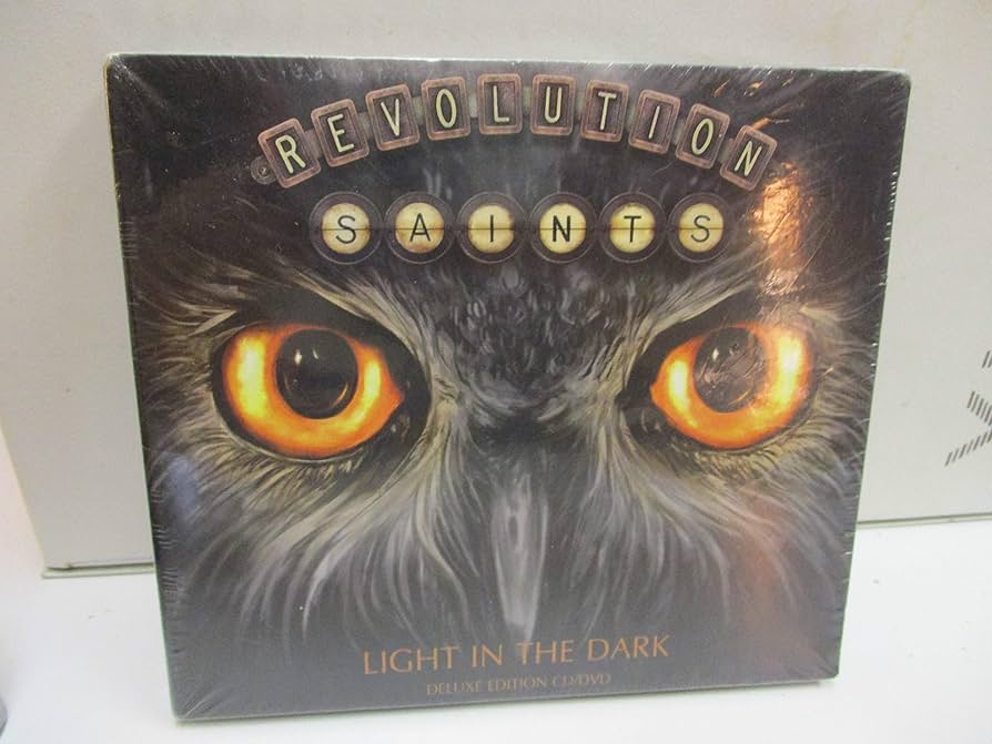 REVOLUTION SAINTS LIGHT IN THE DARK 限定盤 REVOLUTION SAINTS - Light in the Dark | ハードロック