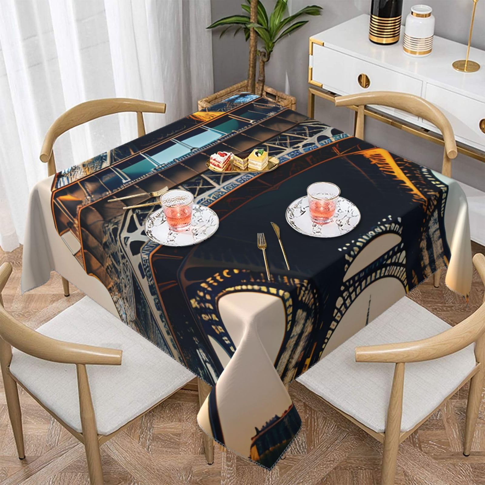 Nappe carrée Tour Eiffel pour repas en famille et décoration de table de Noël