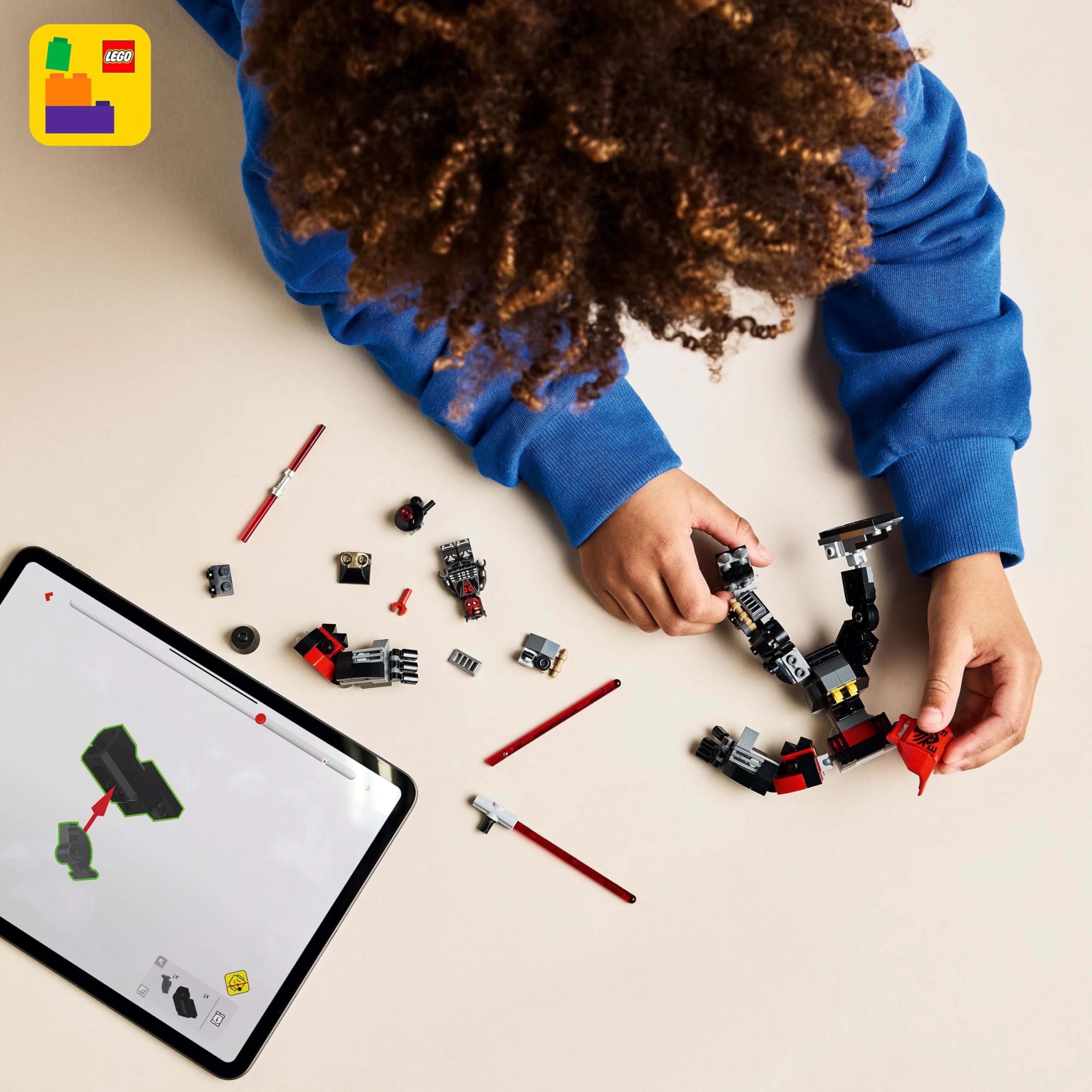 LEGO Star Wars Mech Dartha Maula, zestaw dla 6-latka, Gwiezdne Wojny: Wojny klonów do kolekcji, zabawka konstrukcyjna dla dziecka, pomysł na prezent dla chłopców i dziewczynek w wieku od 6 lat 75411