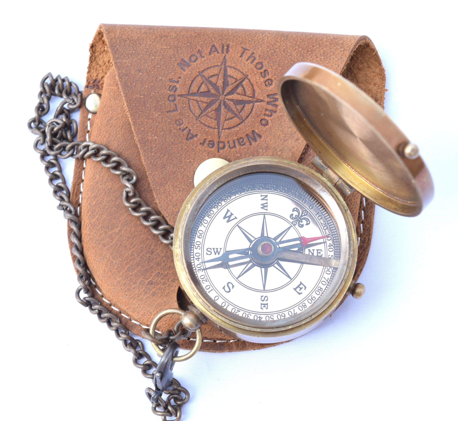 Kompass mit Gravur "Thoreau's Go Confidenty" und geprägter Lederhülle, Geschenk zum Schulabschluss