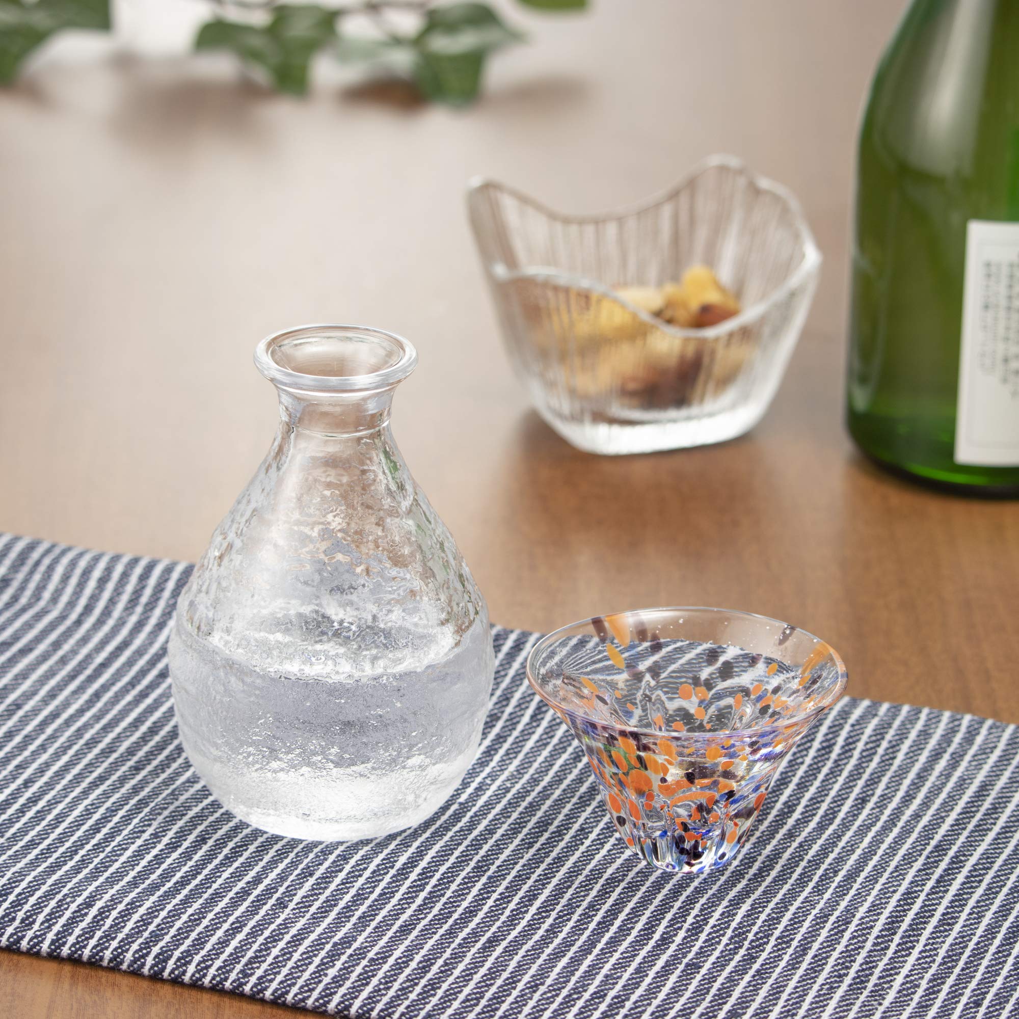 ささきち　テーブル Amazon.com: Toyo Sasaki Glass WA-167 Sake Cup/Tokkuri Made in
