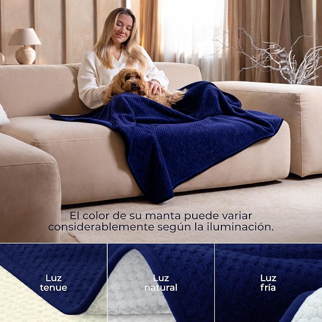 Foto 4 de 8 de Dreamzie Manta Perro Impermeabile 80x100cm - Manta para Perros Reversible y Lavable a máquina