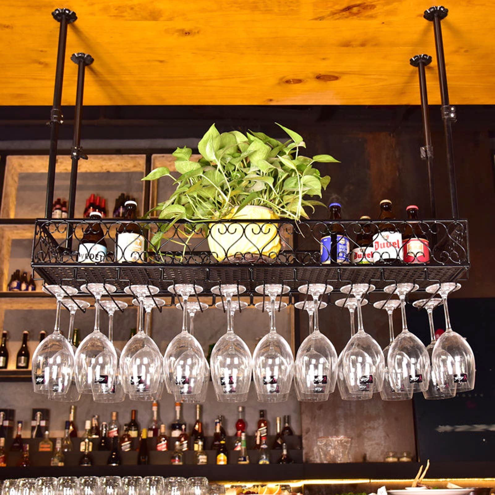 Casiers à vin de plafond en fer forgé pour verres et flacons fins
