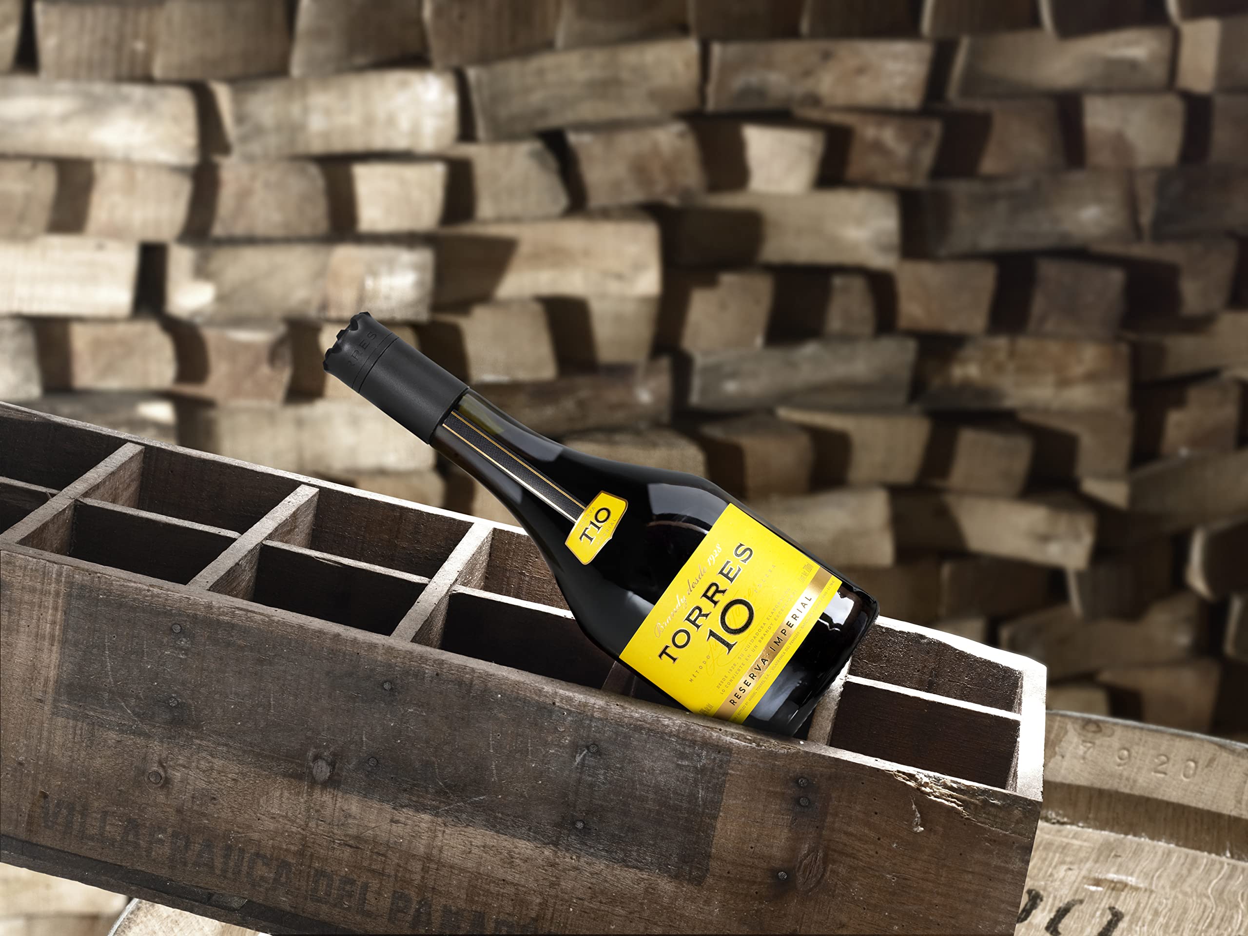 Torres Brandy | 10 Reserva Imperial | Gewann Doppel-GOLD | Aus der spanischen Weinauregion Penedès | 700ML | 38% (Packung mit 3)