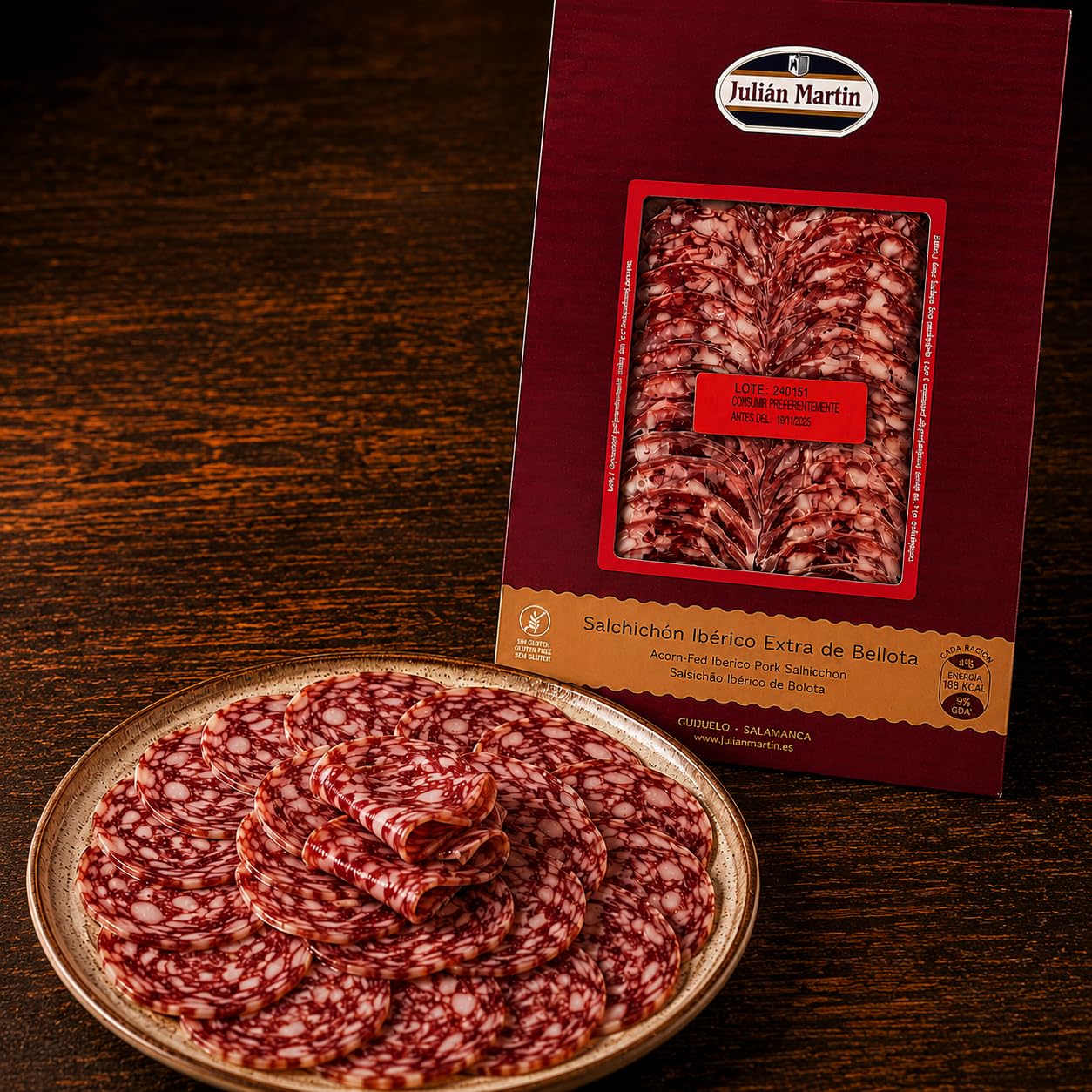 Cesta Gourmet - Jamón Ibérico Cortado a Cuchillo y Embutidos Loncheados de Guijuelo con Queso Añejo Leche Cruda (200g) – Pack Gourmet (5x100g) con AOVE (500ml) y Picos – Cesta Ideal para Tapas